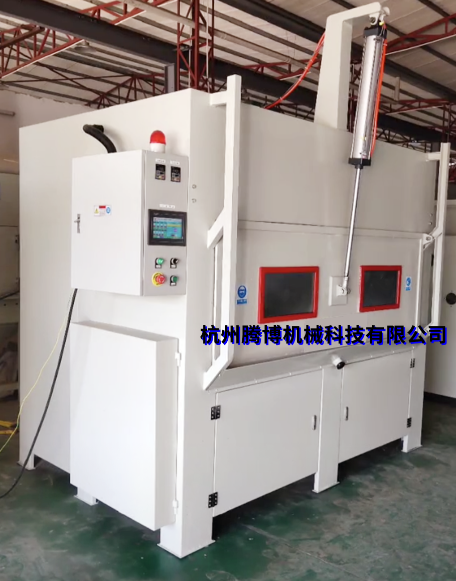 輥筒專用噴砂機(jī)，膠輥?zhàn)詣訃娚皺C(jī)