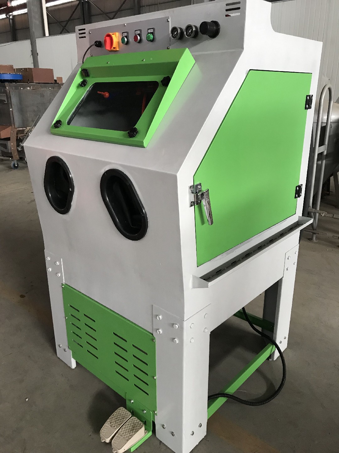 （標(biāo)準(zhǔn)型）手動(dòng)液體噴砂機(jī)，水噴砂機(jī)，液體噴沙機(jī)