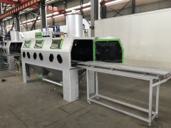 江蘇某光電公司定制2臺三工位噴砂機(jī)